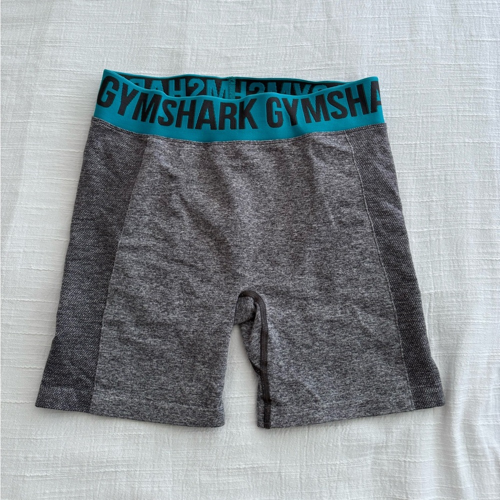 Gymshark Flex Shorts - Charcoal & Grey